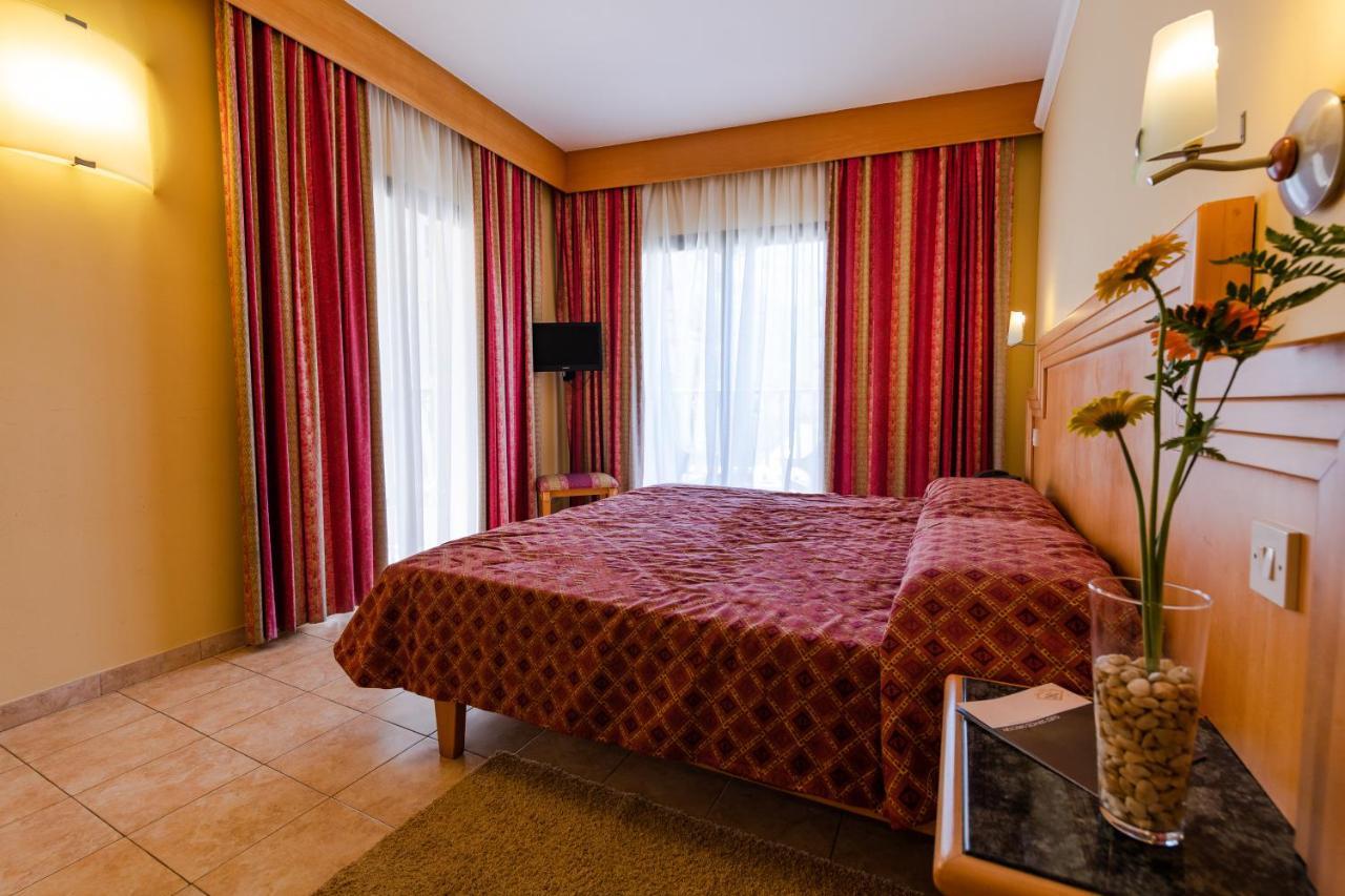 Hotel San Andrea Xlendi Bagian luar foto
